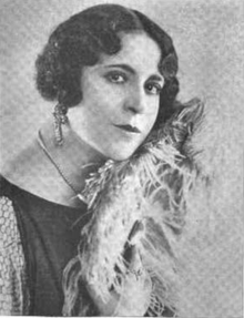 María Luisa Escobar
